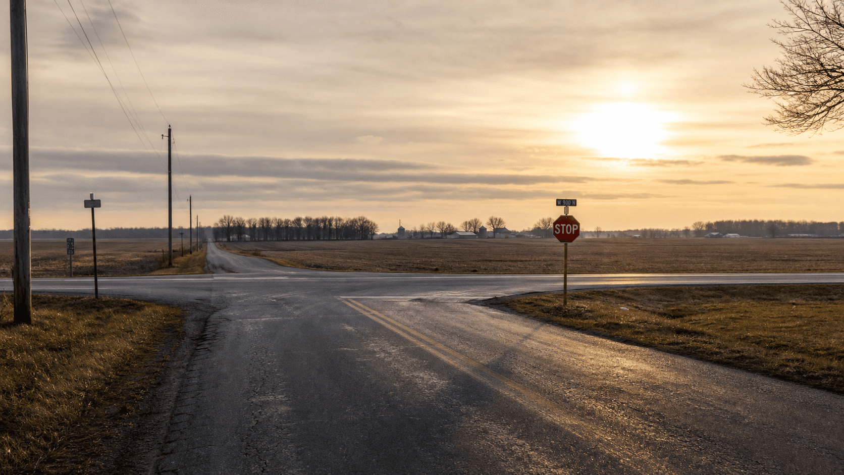 Rural intersection of a state highway and a county road in Steuben County, Indiana, similar to the State Road 327 and County Road 350 North intersection where a fatal crash occurred.