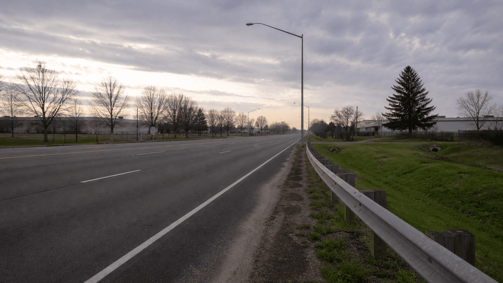 West Jefferson Boulevard near Catalpa Street in Fort Wayne, the location of an August 2026 fatal motorcycle crash.