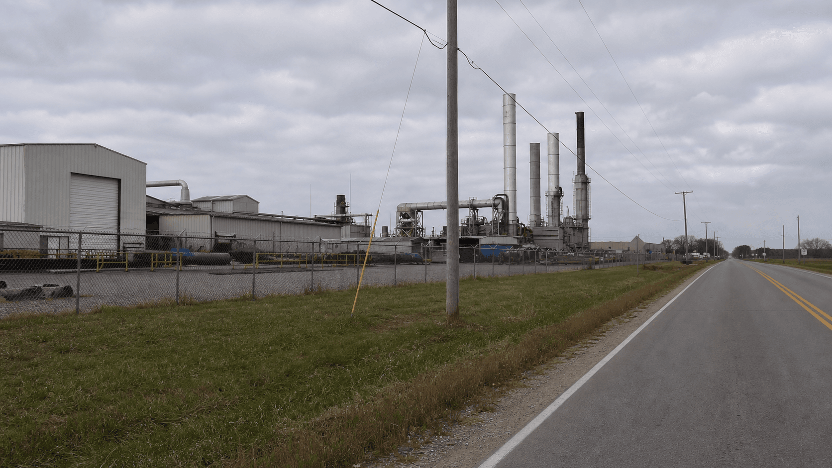 Industrial facility along County Road 350 South in Crawfordsville, where a workplace fatality involving metal strapping bands was reported.