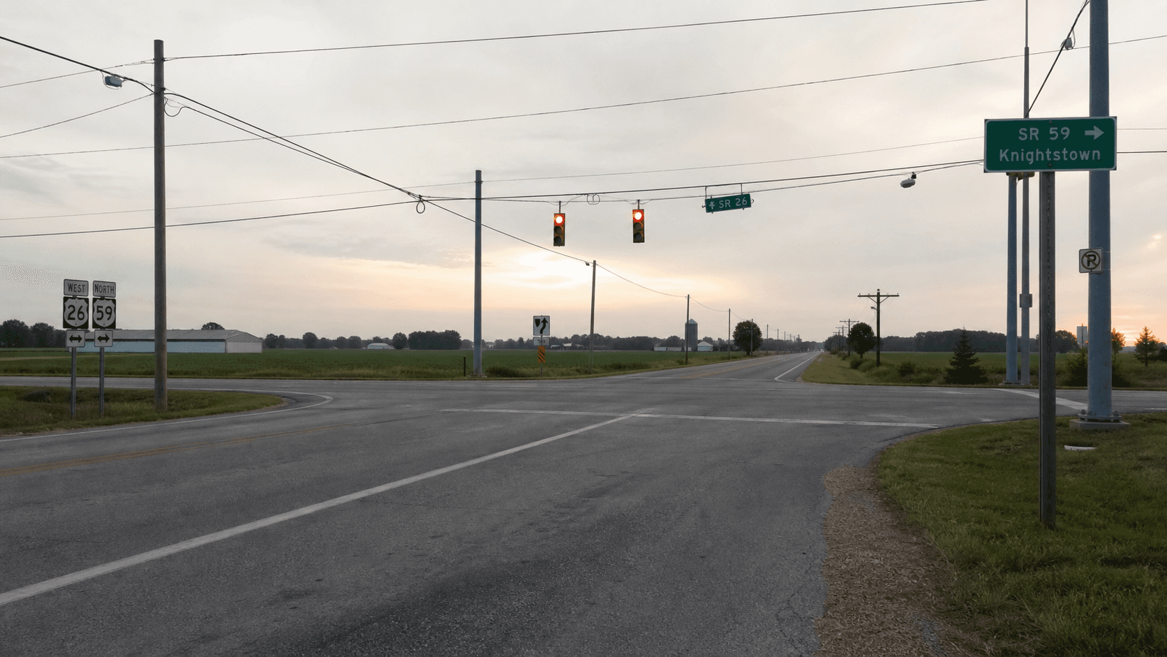 Intersección rural de State Road 3 y County Road 250 West en Decatur County, donde se informó de un choque por alcance con un camión tipo caja.