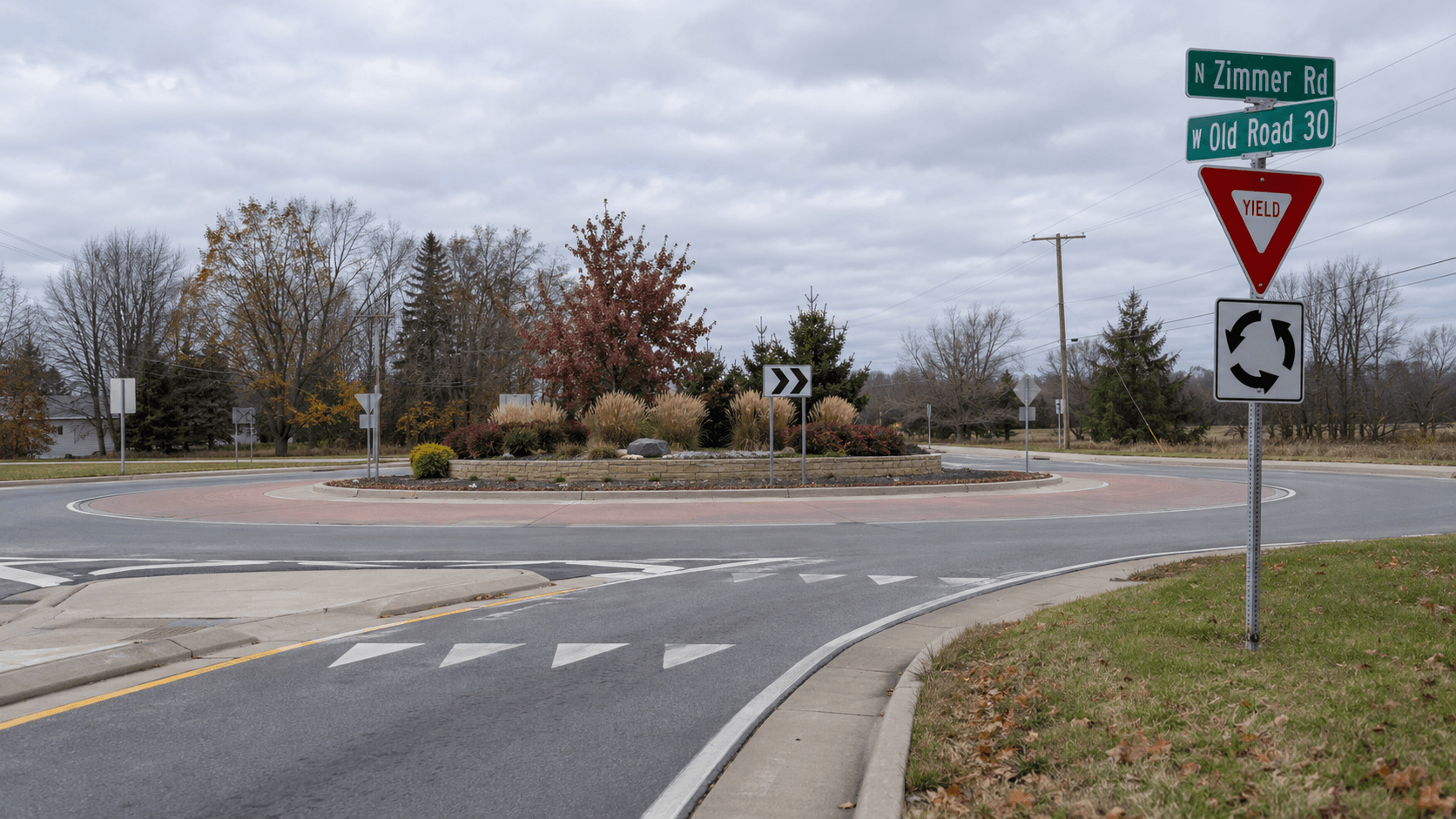 The roundabout at North Zimmer Road and West Old Road 30 in Warsaw, Kosciusko County, where a single-vehicle crash was reported.