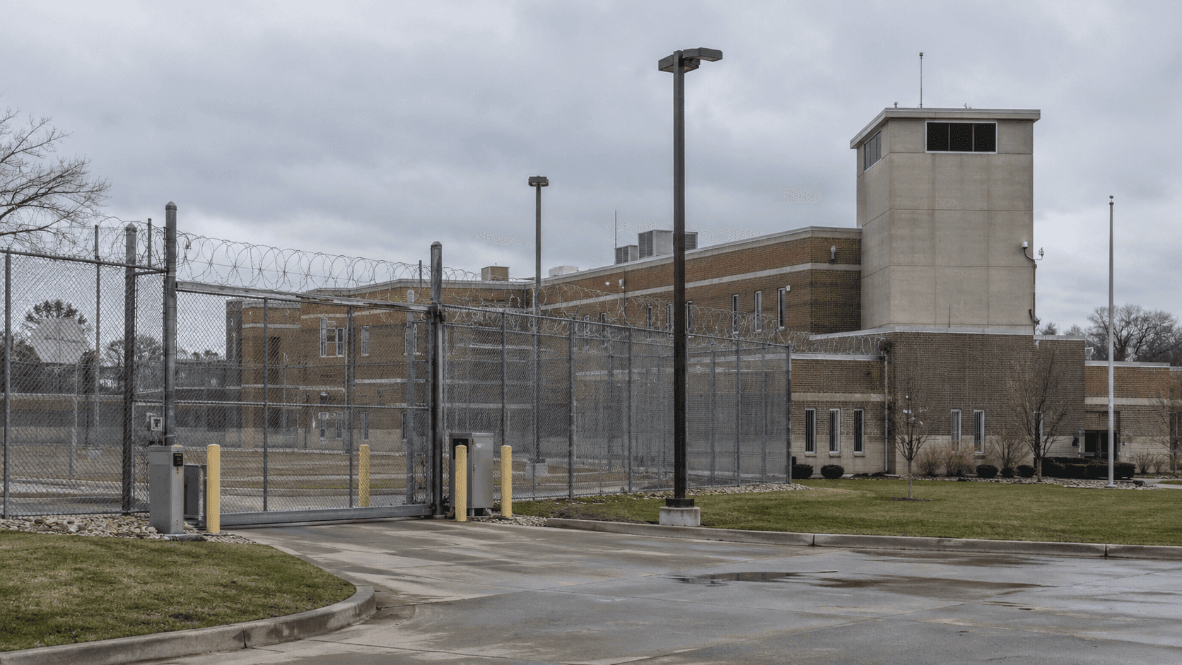 Exterior of a correctional facility in Elkhart, Indiana, representing the location involved in the federal wrongful death lawsuit.