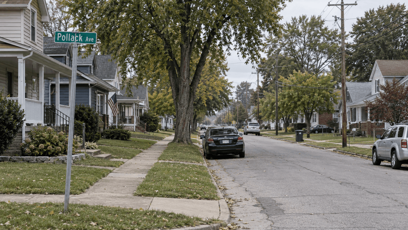 Residential streetscape along Pollack Avenue in Evansville, Vanderburgh County, where police investigated a reported shooting injury.