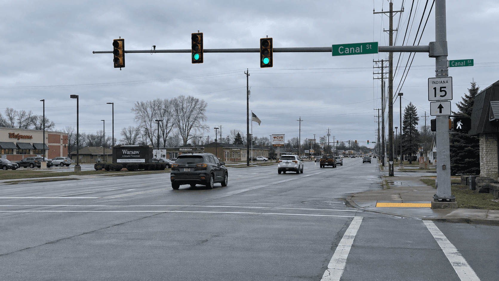 State Road 15 and Canal Street intersection in Warsaw, Kosciusko County, where a rear-end crash was reported.