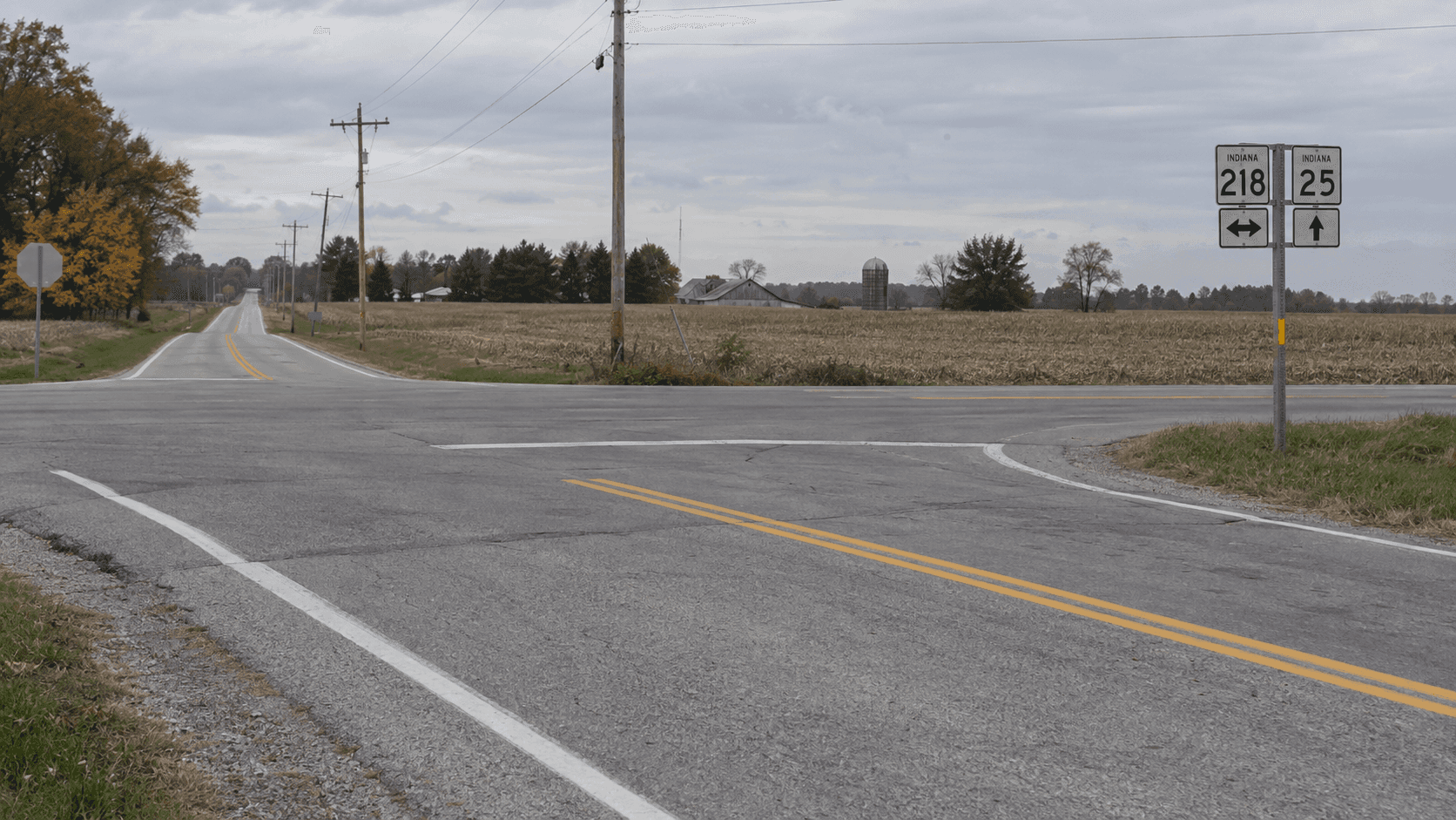 Intersección de State Road 218 y State Road 25 al noreste de Delphi, en Carroll County, donde se informó de un choque entre un tractocamión y una furgoneta.