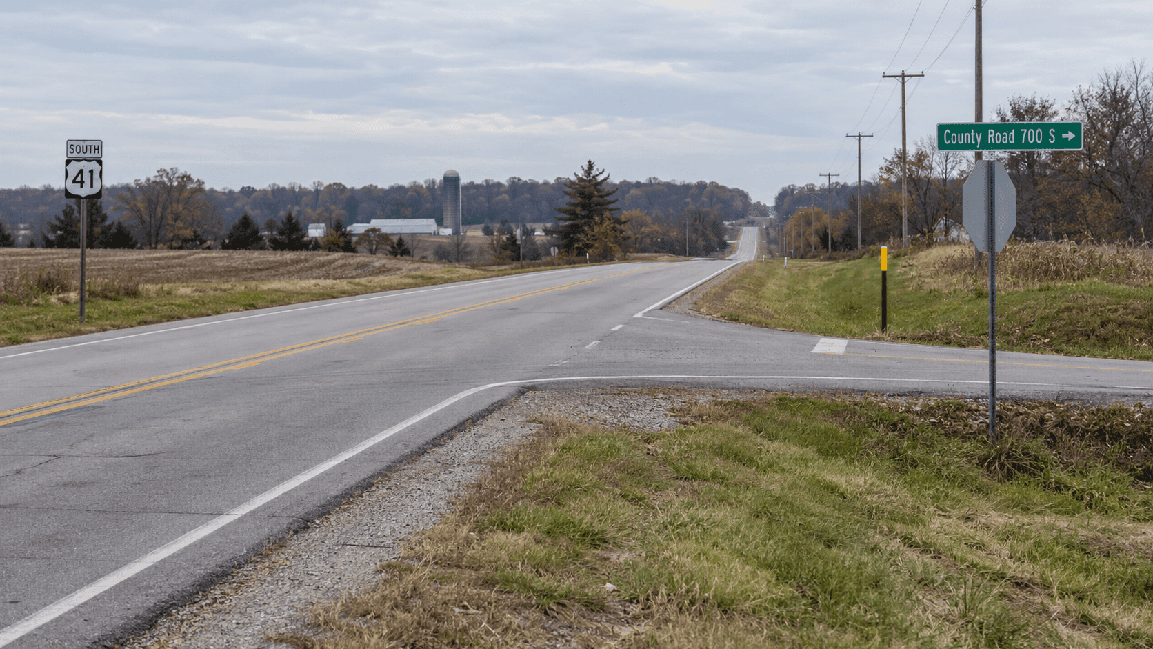 U.S. 41 near County Road 975 South by Carlisle in Sullivan County, where a stabbing and vehicle crash were reported.