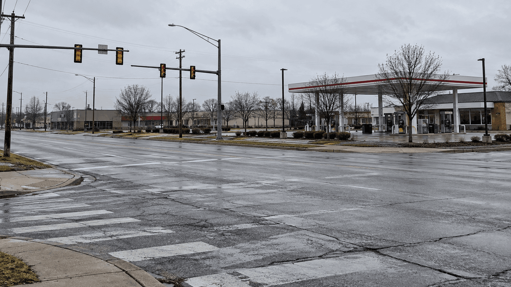 Commercial intersection near East 38th Street and North Oxford Avenue in Indianapolis, where a fatal gas station shooting is under investigation.