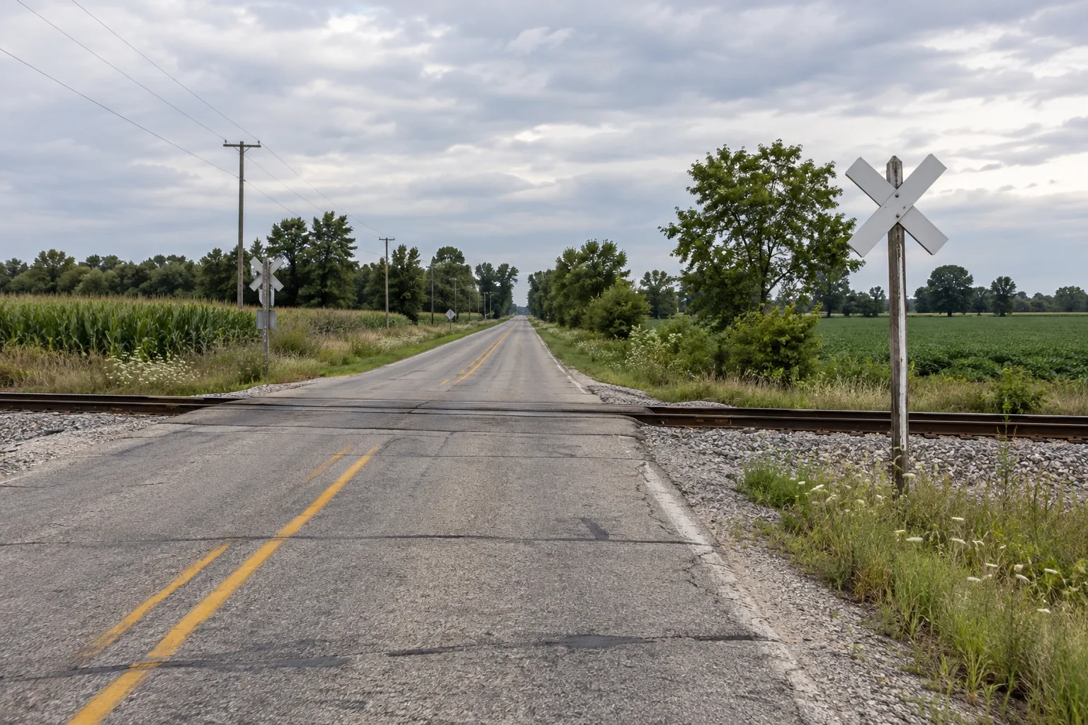 Illustration of Roadway sight lines and crossbuck at a rural Indiana railroad crossing