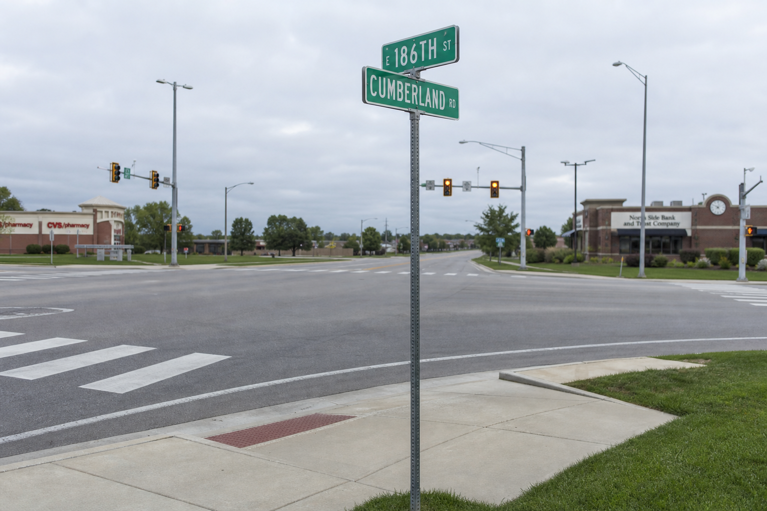 Street intersection on Fort Wayne's east side near Maysville Road and Lake Forest Drive where a fatal hit-and-run pedestrian crash occurred in Allen County, Indiana