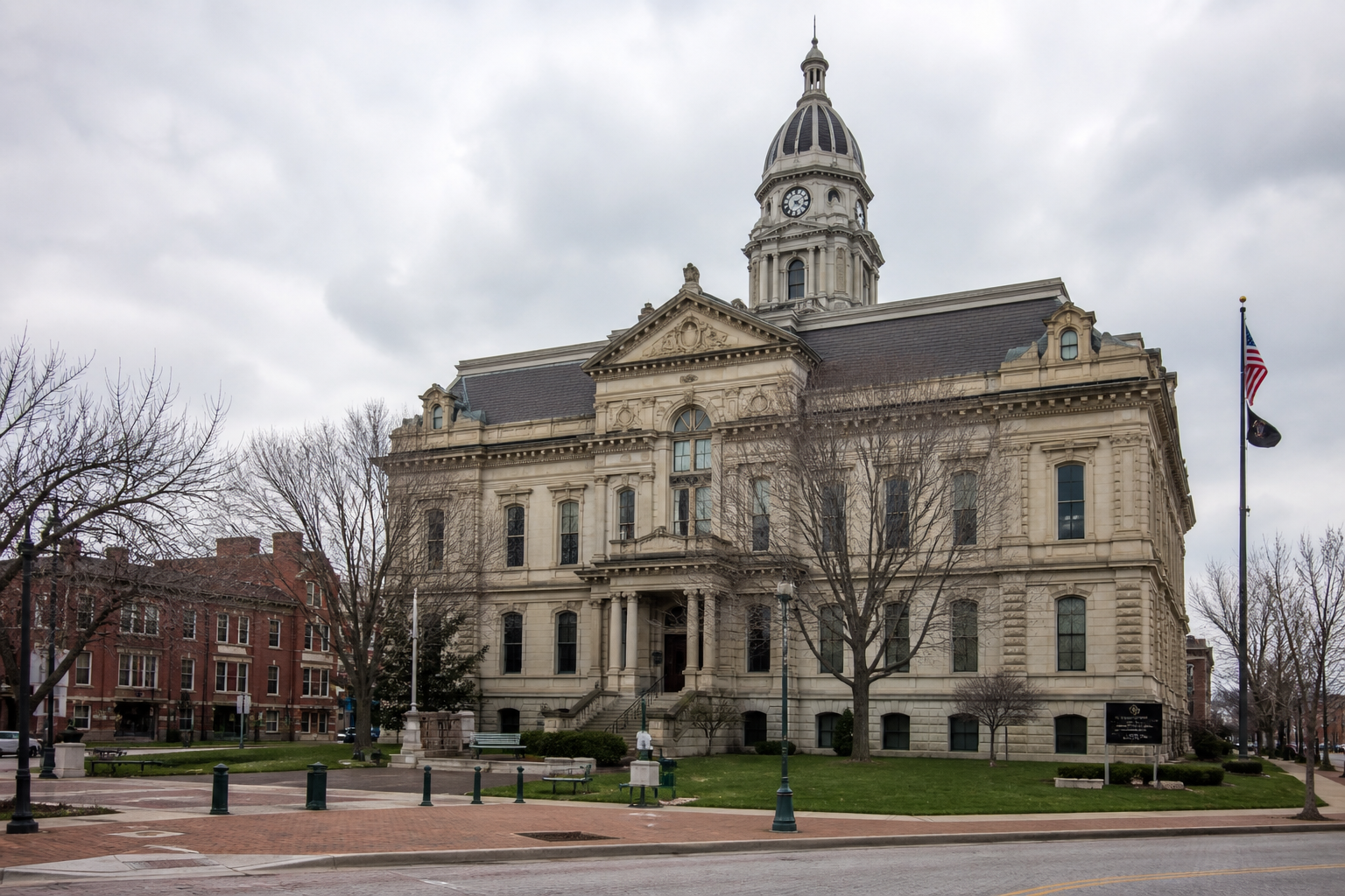 Hamilton County courthouse exterior representing the county where the I-69 shoulder collision near Fishers occurred.