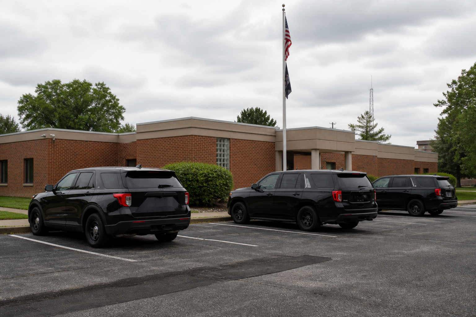 Indiana county sheriff’s office exterior representing the agency investigation and crash-report process for the Kosciusko County collision.