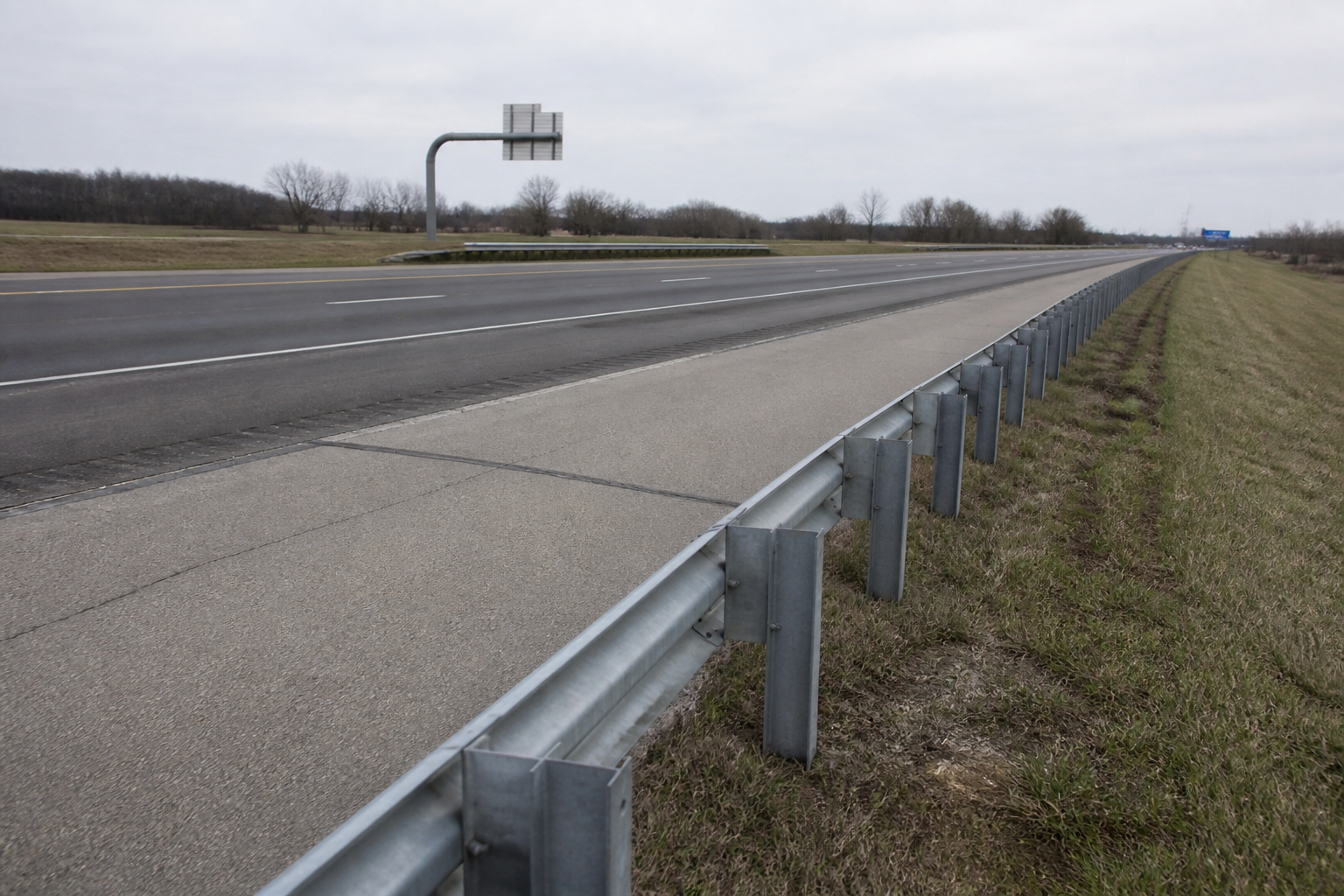 Interstate shoulder and guardrail near Lebanon, Indiana, where a two-vehicle crash was reported at I-65 mile marker 135.