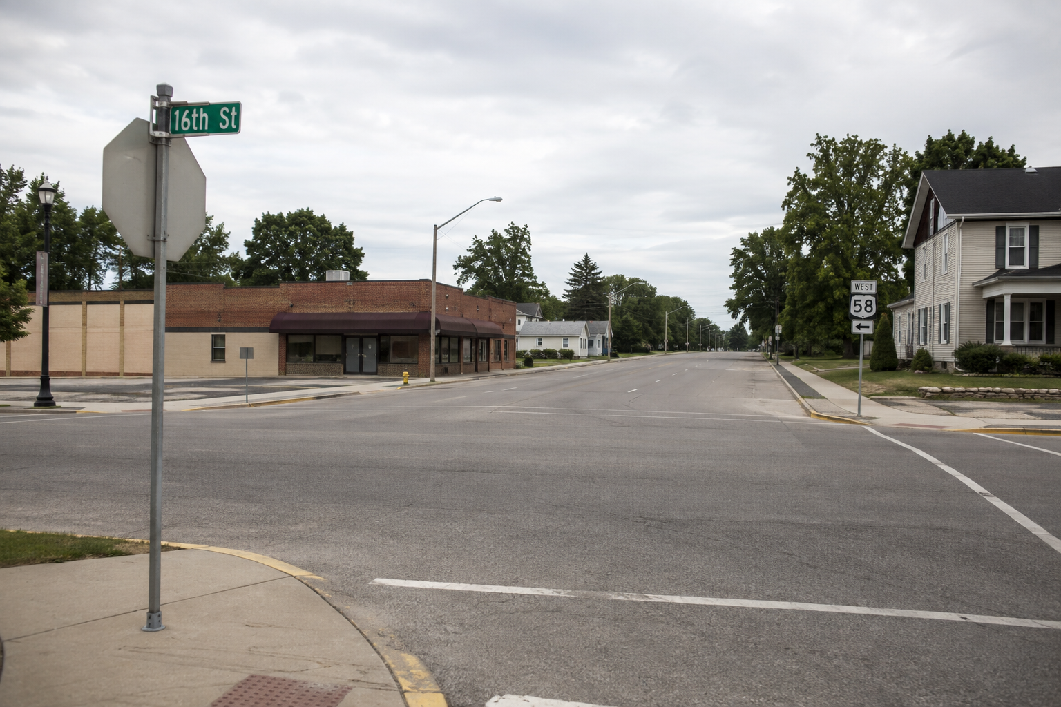 Generic Bedford street intersection illustrating the location of the Lawrence County police-log report.
