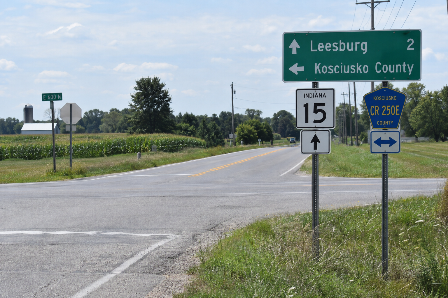 Indiana highway intersection near Leesburg in Kosciusko County, providing context for the State Road 15 rear-end collision report.