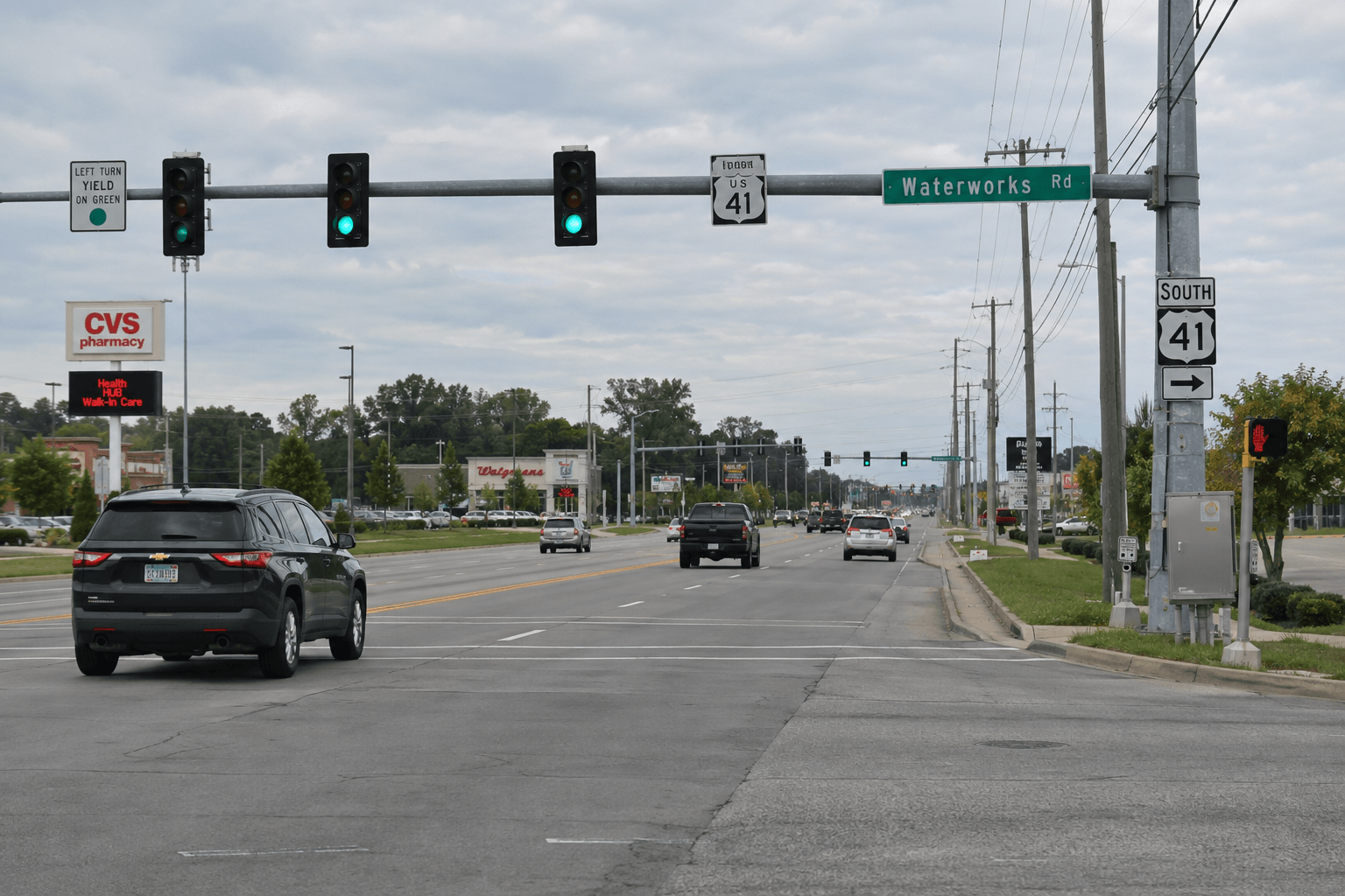 Roadway view near US 41 and Waterworks Road in Evansville, where the August injury crash was reported.