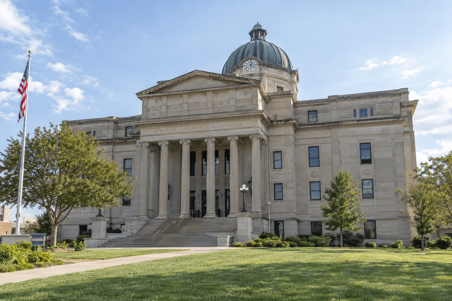 Johnson County courthouse exterior representing the grand jury and court proceedings in the Franklin double homicide case.