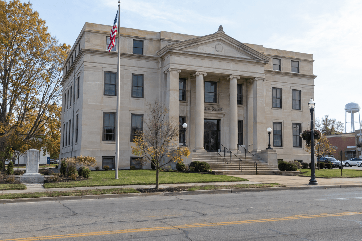 Municipal building exterior in Portland, Indiana, representing the city-vehicle ownership and notice issues discussed in the article.