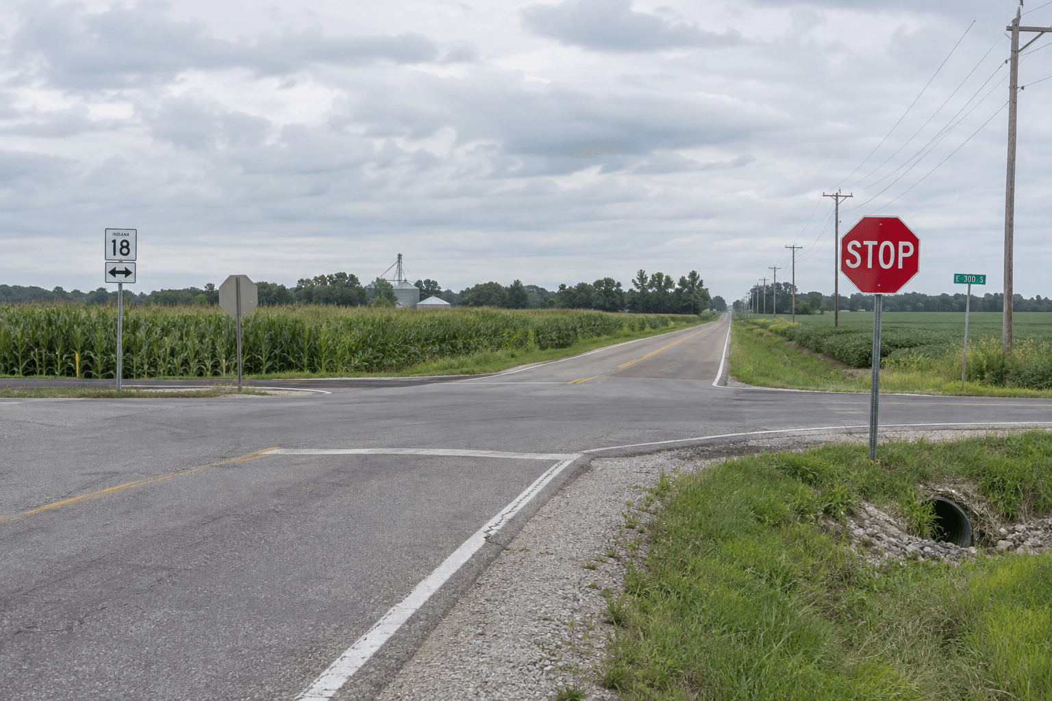 Rural Grant County highway intersection representing the location of the State Road 26 motorcycle crash investigation.