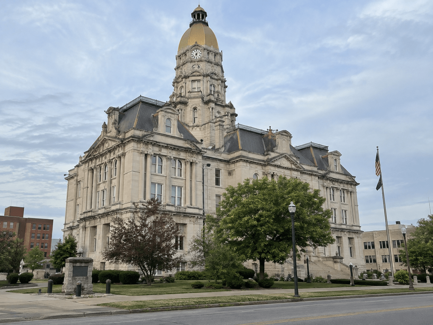 Vigo County courthouse in Terre Haute, relevant to potential Indiana civil proceedings arising from a local injury.