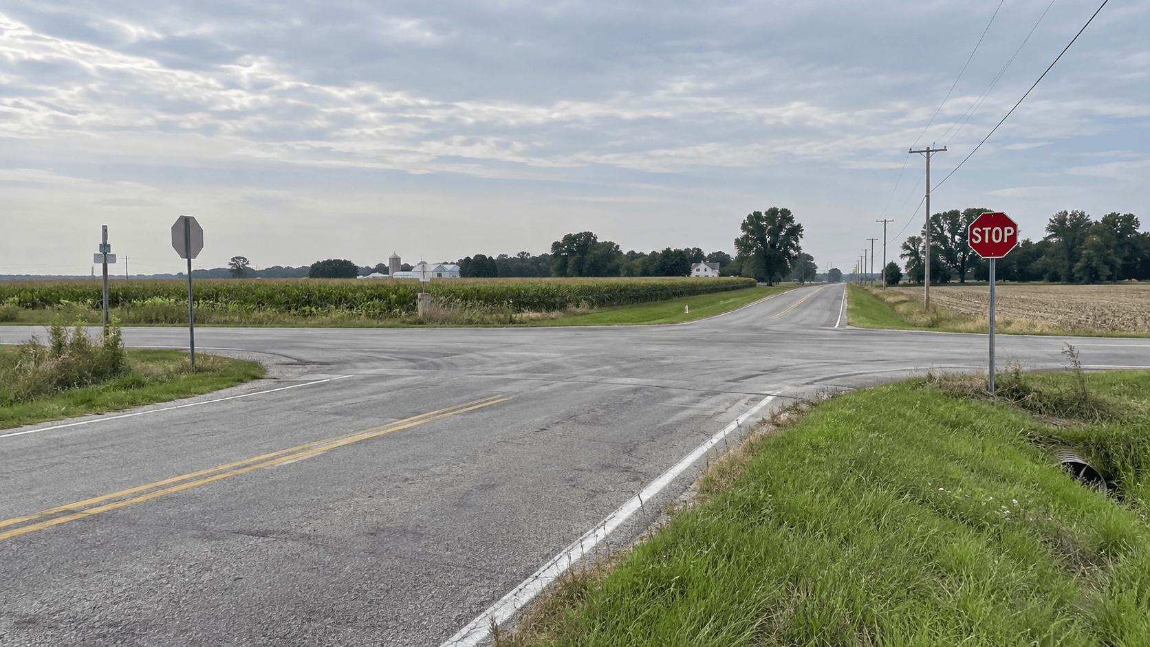 County road intersection scenery in Kosciusko County near the location of the Milford two-vehicle crash.