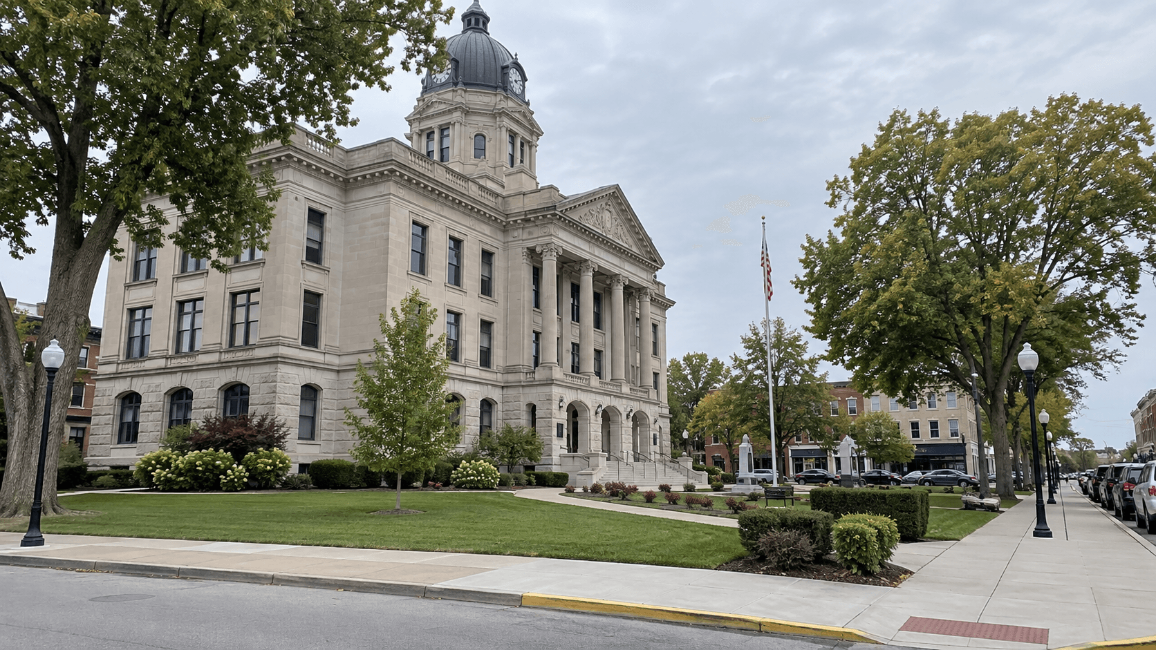 County courthouse setting representing legal proceedings that may follow a St. Joseph County injury crash.