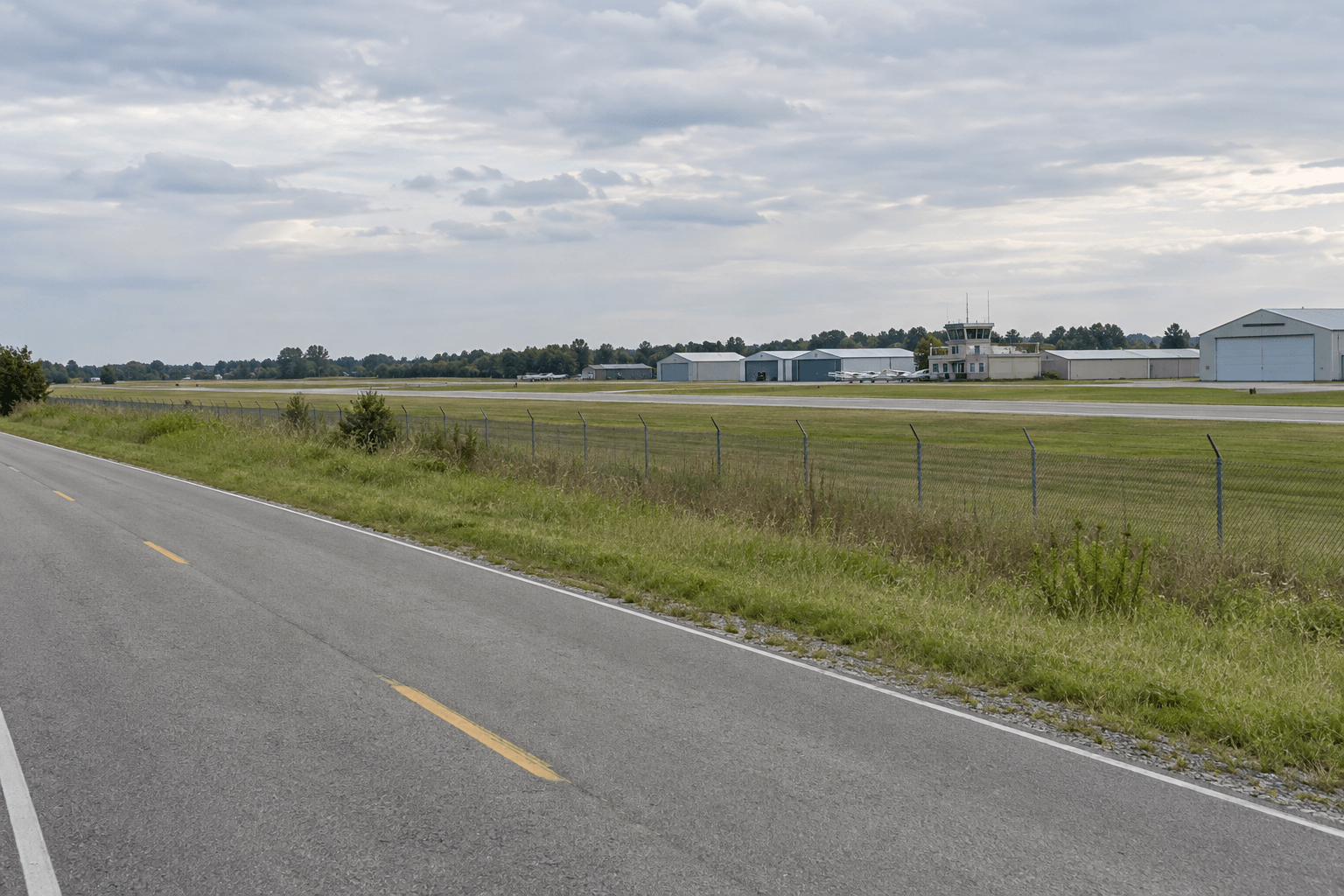 Road beside Boonville Airport in Warrick County, near the reported aircraft and vehicle incident.